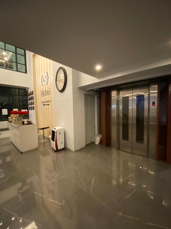 43 Home Bangkok Bagian luar foto