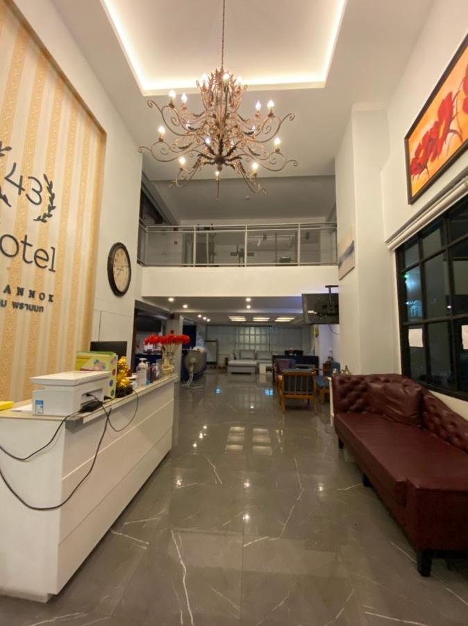 43 Home Bangkok Bagian luar foto